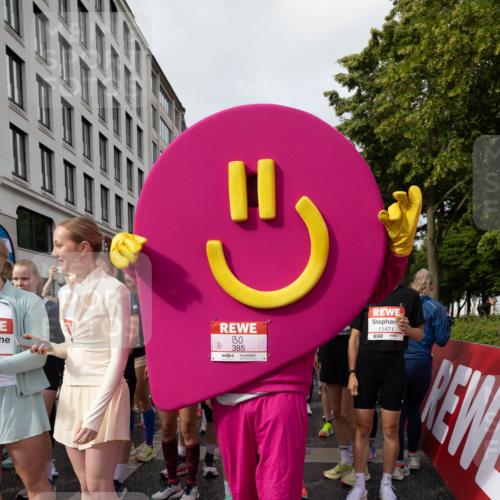14.06.2026 - REWE Women's Run Michael Strokosch http://msf.ph/oto/9782036 14.06.2026 08:55:35 Laufen 11, 385, 11471 meine-sportfotos.de