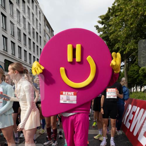 14.06.2026 - REWE Women's Run Michael Strokosch http://msf.ph/oto/9782043 14.06.2026 08:55:35 Laufen 7, 385, 11471 meine-sportfotos.de