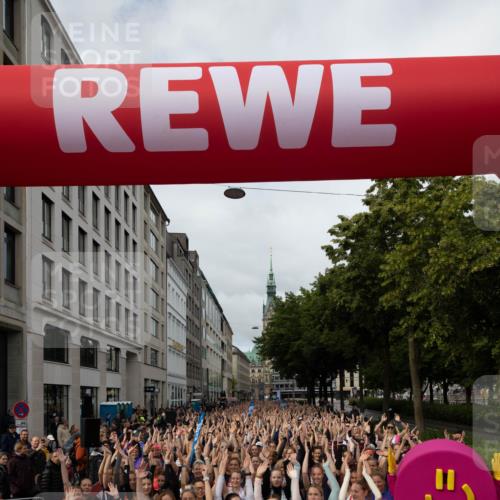 14.06.2026 - REWE Women's Run Michael Strokosch http://msf.ph/oto/9782124 14.06.2026 08:57:09 Laufen  meine-sportfotos.de