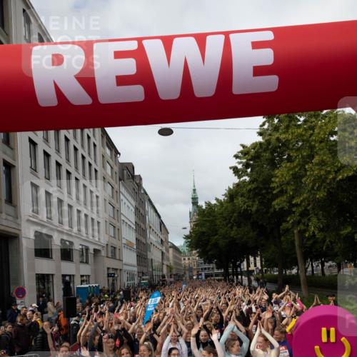 14.06.2026 - REWE Women's Run Michael Strokosch http://msf.ph/oto/9782138 14.06.2026 08:57:10 Laufen 5, 00 meine-sportfotos.de
