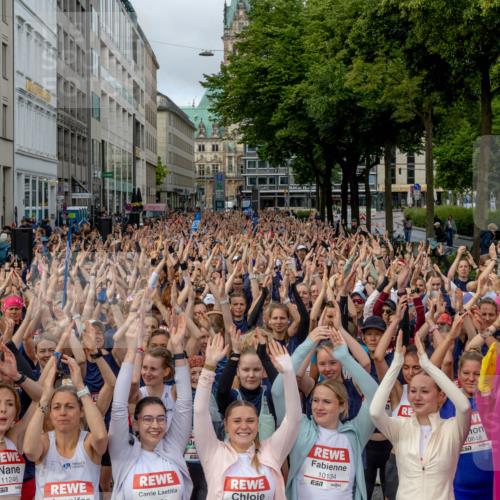 14.06.2026 - REWE Women's Run Michael Strokosch http://msf.ph/oto/9782152 14.06.2026 08:57:15 Laufen 1141, 7, 109, 57, 11246, 10134, 0848 meine-sportfotos.de