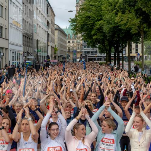 14.06.2026 - REWE Women's Run Michael Strokosch http://msf.ph/oto/9782177 14.06.2026 08:57:17 Laufen 1141, 11246, 10134, 7, 10848 meine-sportfotos.de