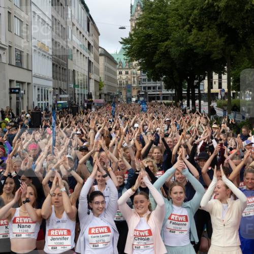14.06.2026 - REWE Women's Run Michael Strokosch http://msf.ph/oto/9782193 14.06.2026 08:57:18 Laufen 1131, 115, 7, 109, 7, 11246, 7, 10080, 7, 10136, 10135, 10134, 1, 10848, 657, 385 meine-sportfotos.de