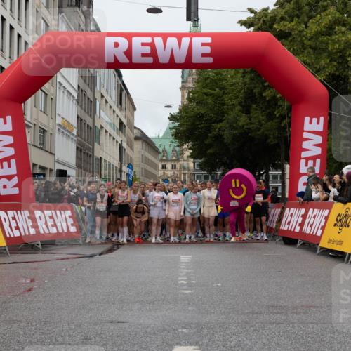 14.06.2026 - REWE Women's Run Michael Strokosch http://msf.ph/oto/9782205 14.06.2026 09:00:38 Laufen  meine-sportfotos.de