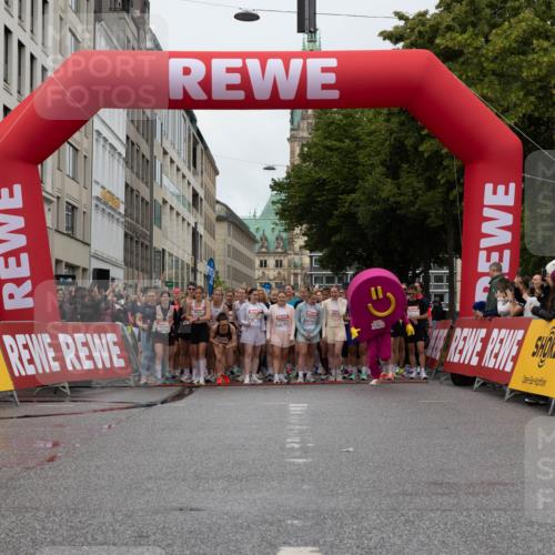 14.06.2026 - REWE Women's Run Michael Strokosch http://msf.ph/oto/9782209 14.06.2026 09:00:39 Laufen  meine-sportfotos.de
