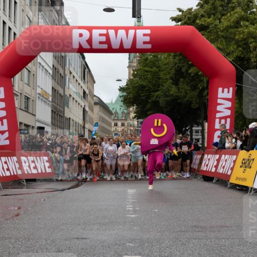 14.06.2026 - REWE Women's Run Michael Strokosch http://msf.ph/oto/9782231 14.06.2026 09:00:40 Laufen 8 meine-sportfotos.de