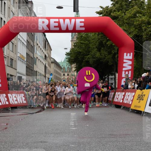 14.06.2026 - REWE Women's Run Michael Strokosch http://msf.ph/oto/9782238 14.06.2026 09:00:40 Laufen  meine-sportfotos.de