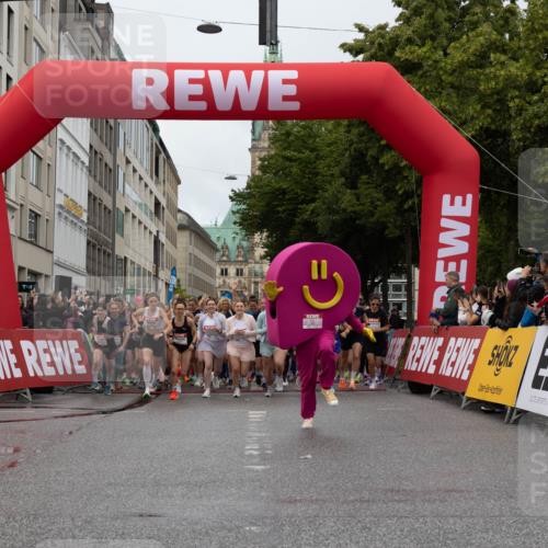 14.06.2026 - REWE Women's Run Michael Strokosch http://msf.ph/oto/9782247 14.06.2026 09:00:40 Laufen  meine-sportfotos.de