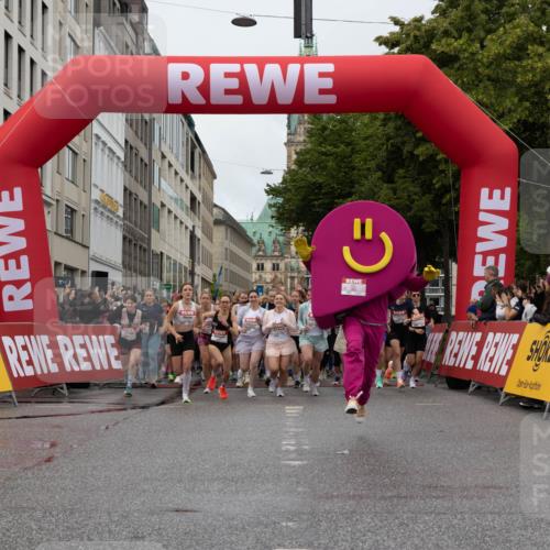 14.06.2026 - REWE Women's Run Michael Strokosch http://msf.ph/oto/9782256 14.06.2026 09:00:41 Laufen  meine-sportfotos.de