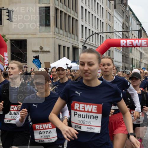 14.06.2026 - REWE Women's Run Michael Strokosch http://msf.ph/oto/9782282 14.06.2026 09:00:57 Laufen 11300, 7, 1, 10699, 10215, 59, 1999 meine-sportfotos.de