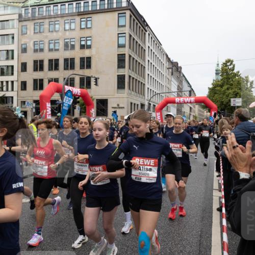 14.06.2026 - REWE Women's Run Michael Strokosch http://msf.ph/oto/9782288 14.06.2026 09:01:03 Laufen 10776, 10150, 5, 30, 10454, 10828, 111 meine-sportfotos.de