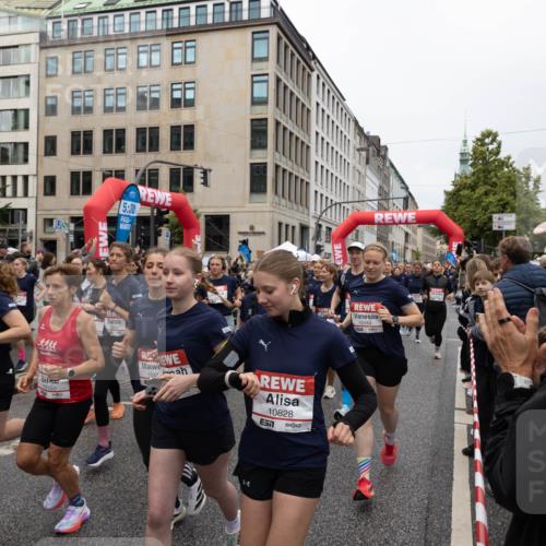 14.06.2026 - REWE Women's Run Michael Strokosch http://msf.ph/oto/9782291 14.06.2026 09:01:03 Laufen 1055, 10150, 5, 30, 104, 10828, 7, 10154, 7 meine-sportfotos.de