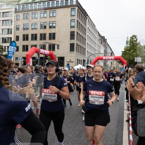 14.06.2026 - REWE Women's Run Michael Strokosch http://msf.ph/oto/9782293 14.06.2026 09:01:04 Laufen 18, 5, 30, 10205, 10154, 7 meine-sportfotos.de