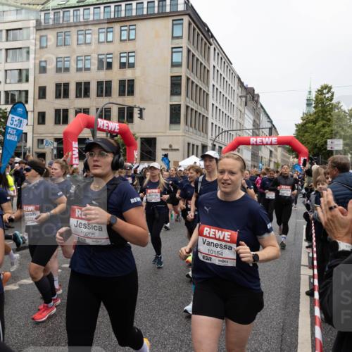14.06.2026 - REWE Women's Run Michael Strokosch http://msf.ph/oto/9782297 14.06.2026 09:01:04 Laufen 18, 5, 30, 0372, 10205, 10154 meine-sportfotos.de