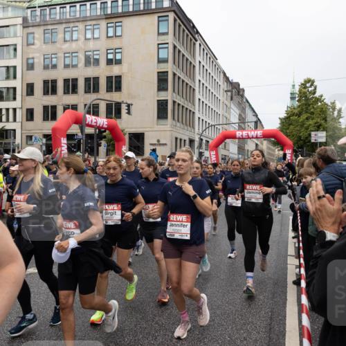 14.06.2026 - REWE Women's Run Michael Strokosch http://msf.ph/oto/9782306 14.06.2026 09:01:05 Laufen 10300, 10301 meine-sportfotos.de