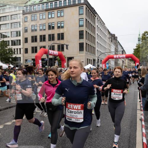 14.06.2026 - REWE Women's Run Michael Strokosch http://msf.ph/oto/9782322 14.06.2026 09:01:08 Laufen 18, 18, 10159, 10210, 11270, 57 meine-sportfotos.de