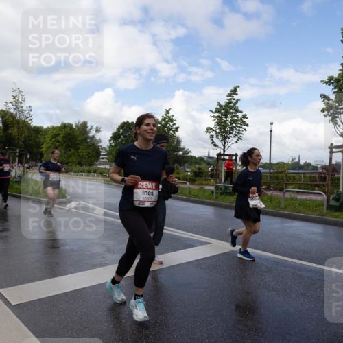 14.06.2026 - REWE Women's Run Michael Strokosch http://msf.ph/oto/9782351 14.06.2026 09:12:18 Laufen 10378 meine-sportfotos.de