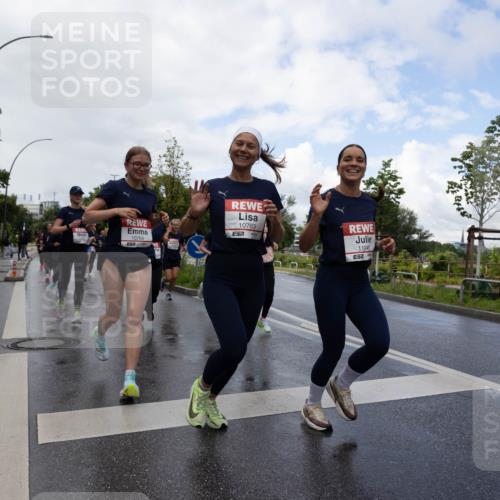14.06.2026 - REWE Women's Run Michael Strokosch http://msf.ph/oto/9782374 14.06.2026 09:12:24 Laufen 10768, 10783, 7, 1124, 7 meine-sportfotos.de
