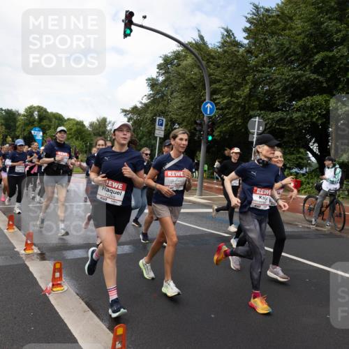 14.06.2026 - REWE Women's Run Michael Strokosch http://msf.ph/oto/9782382 14.06.2026 09:12:53 Laufen 11269, 7 meine-sportfotos.de