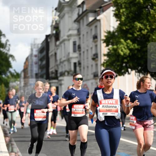 14.06.2026 - REWE Women's Run Dr. Thomas Lammeyer http://msf.ph/oto/9782403 14.06.2026 10:51:18 Laufen 5482 meine-sportfotos.de