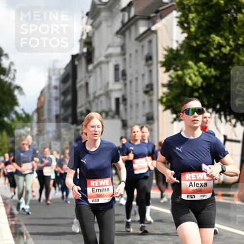 14.06.2026 - REWE Women's Run Dr. Thomas Lammeyer http://msf.ph/oto/9782417 14.06.2026 10:51:19 Laufen 5866, 57, 5345 meine-sportfotos.de