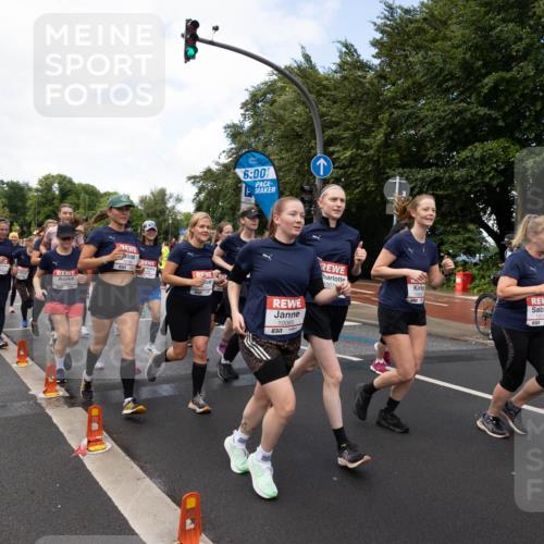 14.06.2026 - REWE Women's Run Michael Strokosch http://msf.ph/oto/9782421 14.06.2026 09:12:56 Laufen 10799, 6, 00, 10065, 7, 1007, 1081 meine-sportfotos.de