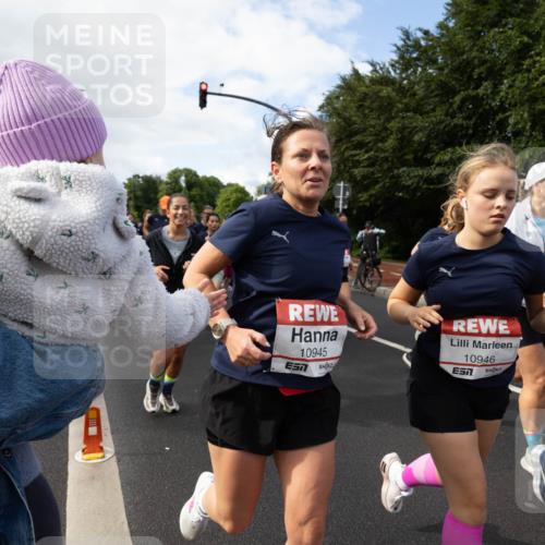 14.06.2026 - REWE Women's Run Michael Strokosch http://msf.ph/oto/9782516 14.06.2026 09:13:39 Laufen 10945, 10946, 110 meine-sportfotos.de