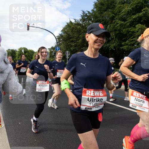 14.06.2026 - REWE Women's Run Michael Strokosch http://msf.ph/oto/9782541 14.06.2026 09:13:42 Laufen 10811, 57, 1103, 10938, 7 meine-sportfotos.de