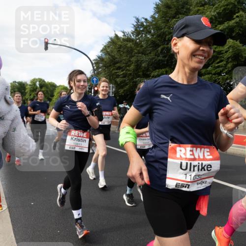 14.06.2026 - REWE Women's Run Michael Strokosch http://msf.ph/oto/9782545 14.06.2026 09:13:42 Laufen 10811, 7, 10056, 10341, 11032, 10938 meine-sportfotos.de