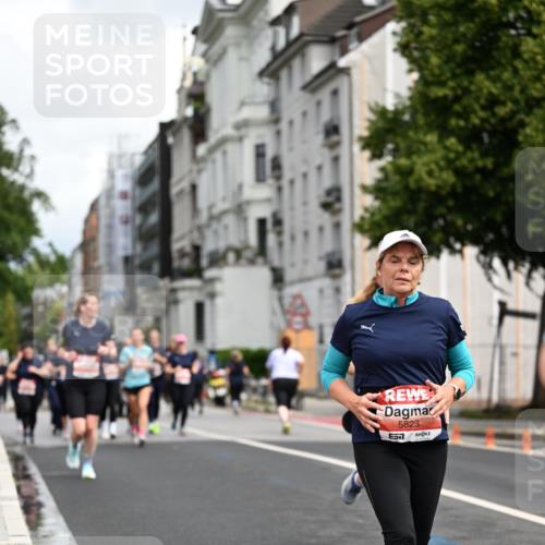 14.06.2026 - REWE Women's Run Dr. Thomas Lammeyer http://msf.ph/oto/9782581 14.06.2026 10:51:30 Laufen 5823, 57 meine-sportfotos.de
