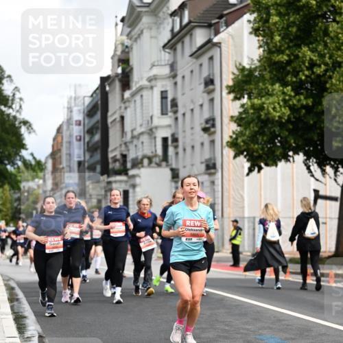 14.06.2026 - REWE Women's Run Dr. Thomas Lammeyer http://msf.ph/oto/9782650 14.06.2026 10:51:35 Laufen 5865, 57 meine-sportfotos.de