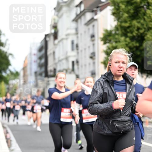 14.06.2026 - REWE Women's Run Dr. Thomas Lammeyer http://msf.ph/oto/9782725 14.06.2026 10:51:40 Laufen 60 meine-sportfotos.de