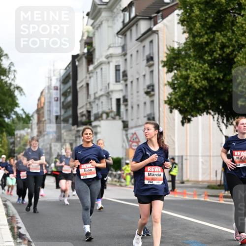 14.06.2026 - REWE Women's Run Dr. Thomas Lammeyer http://msf.ph/oto/9782785 14.06.2026 10:51:47 Laufen 5736, 5551 meine-sportfotos.de