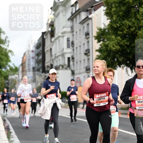 14.06.2026 - REWE Women's Run Dr. Thomas Lammeyer http://msf.ph/oto/9782915 14.06.2026 10:51:57 Laufen 5354, 7, 52 meine-sportfotos.de
