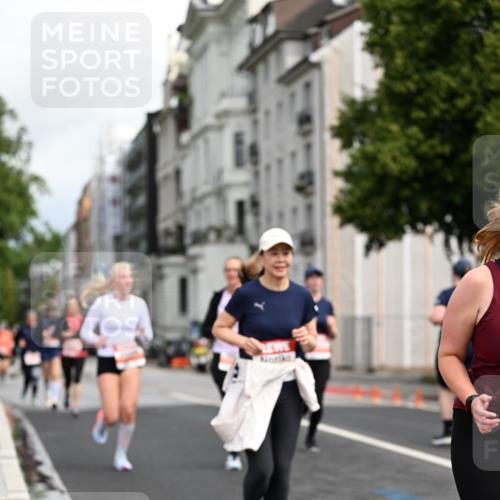14.06.2026 - REWE Women's Run Dr. Thomas Lammeyer http://msf.ph/oto/9782930 14.06.2026 10:51:58 Laufen  meine-sportfotos.de