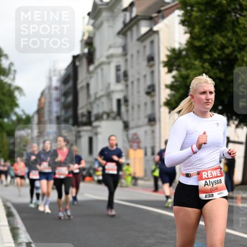 14.06.2026 - REWE Women's Run Dr. Thomas Lammeyer http://msf.ph/oto/9782968 14.06.2026 10:52:01 Laufen 6046 meine-sportfotos.de