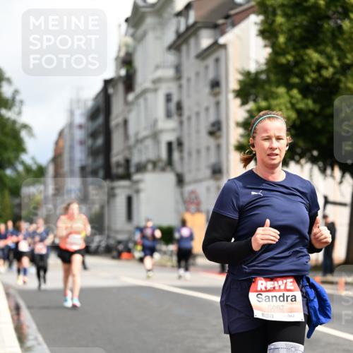 14.06.2026 - REWE Women's Run Dr. Thomas Lammeyer http://msf.ph/oto/9783052 14.06.2026 10:52:07 Laufen 5687 meine-sportfotos.de