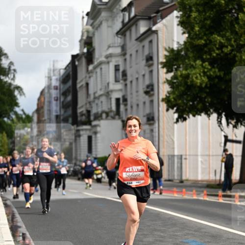 14.06.2026 - REWE Women's Run Dr. Thomas Lammeyer http://msf.ph/oto/9783105 14.06.2026 10:52:11 Laufen 6050 meine-sportfotos.de