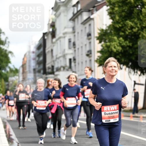 14.06.2026 - REWE Women's Run Dr. Thomas Lammeyer http://msf.ph/oto/9783241 14.06.2026 10:52:20 Laufen 5705 meine-sportfotos.de
