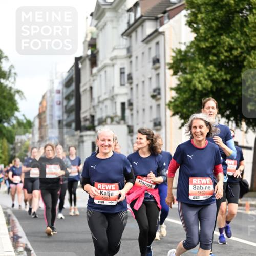 14.06.2026 - REWE Women's Run Dr. Thomas Lammeyer http://msf.ph/oto/9783258 14.06.2026 10:52:21 Laufen 0910, 5237, 5198, 600 meine-sportfotos.de