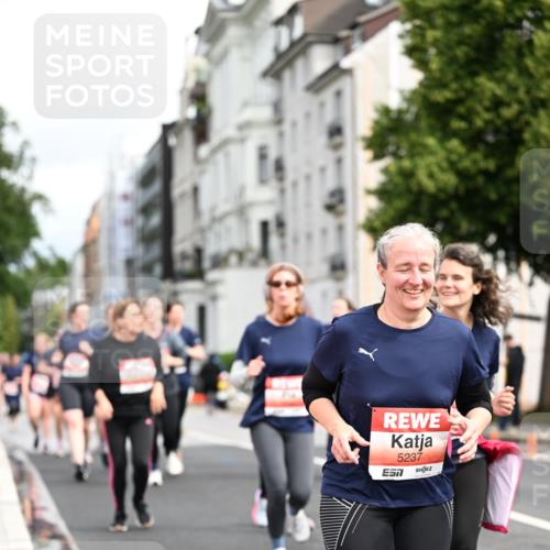 14.06.2026 - REWE Women's Run Dr. Thomas Lammeyer http://msf.ph/oto/9783277 14.06.2026 10:52:23 Laufen 5237, 7 meine-sportfotos.de