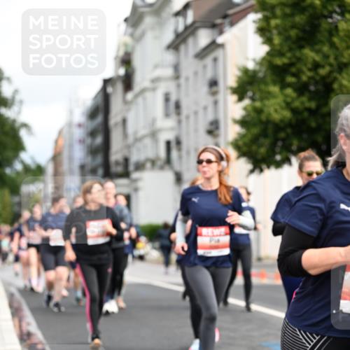 14.06.2026 - REWE Women's Run Dr. Thomas Lammeyer http://msf.ph/oto/9783285 14.06.2026 10:52:23 Laufen  meine-sportfotos.de