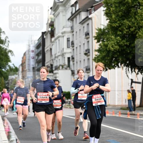 14.06.2026 - REWE Women's Run Dr. Thomas Lammeyer http://msf.ph/oto/9783363 14.06.2026 10:52:29 Laufen 5389, 6517, 5214, 57 meine-sportfotos.de