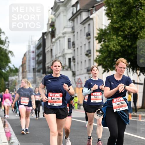14.06.2026 - REWE Women's Run Dr. Thomas Lammeyer http://msf.ph/oto/9783374 14.06.2026 10:52:29 Laufen 5214, 57, 57, 603, 5389 meine-sportfotos.de