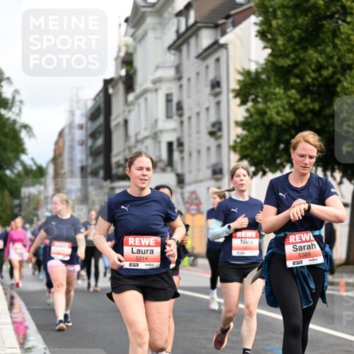 14.06.2026 - REWE Women's Run Dr. Thomas Lammeyer http://msf.ph/oto/9783377 14.06.2026 10:52:29 Laufen 5214, 7, 6032, 57, 5389 meine-sportfotos.de