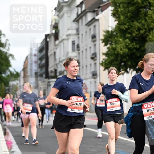 14.06.2026 - REWE Women's Run Dr. Thomas Lammeyer http://msf.ph/oto/9783379 14.06.2026 10:52:30 Laufen 5214, 7, 6032, 57, 5389, 7 meine-sportfotos.de