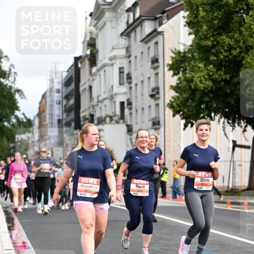 14.06.2026 - REWE Women's Run Dr. Thomas Lammeyer http://msf.ph/oto/9783414 14.06.2026 10:52:32 Laufen 57, 5803, 5249, 5199 meine-sportfotos.de