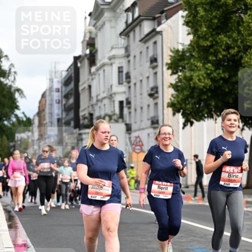 14.06.2026 - REWE Women's Run Dr. Thomas Lammeyer http://msf.ph/oto/9783418 14.06.2026 10:52:33 Laufen 30, 5803, 7, 5249, 5199, 7 meine-sportfotos.de