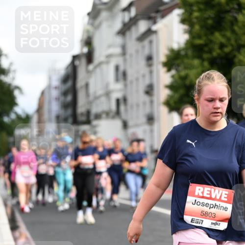 14.06.2026 - REWE Women's Run Dr. Thomas Lammeyer http://msf.ph/oto/9783454 14.06.2026 10:52:35 Laufen 5803 meine-sportfotos.de