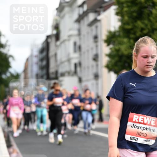 14.06.2026 - REWE Women's Run Dr. Thomas Lammeyer http://msf.ph/oto/9783457 14.06.2026 10:52:35 Laufen 5803 meine-sportfotos.de